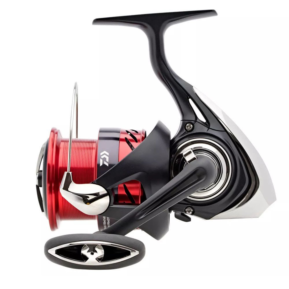 Daiwa Ninja 23LT 3000C Spin Olta Makinesi